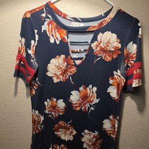 Maurices Navy Floral Short Sleeve Top